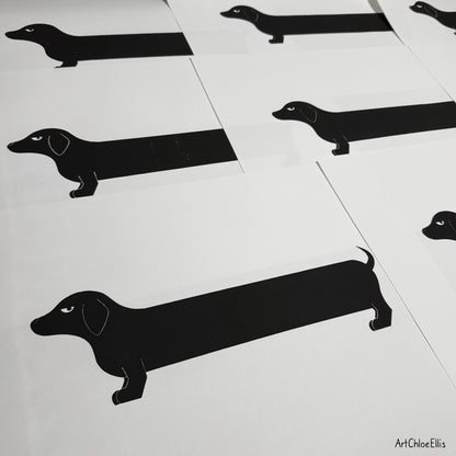Long Dog – A2 Original Lino-Print