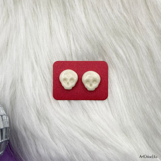 Skull Stud Earrings (Glow In The Dark)